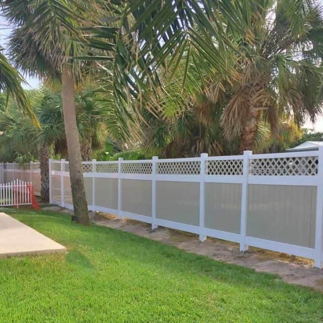 Vinyl Fence Cocoa Beach Featured Installation | Superior Fence & Rail, Inc.