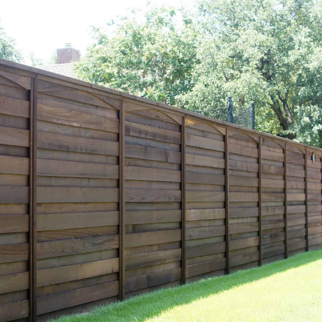 Which Is The Best Lantana Fence Company For Your Backyard Fence Project 