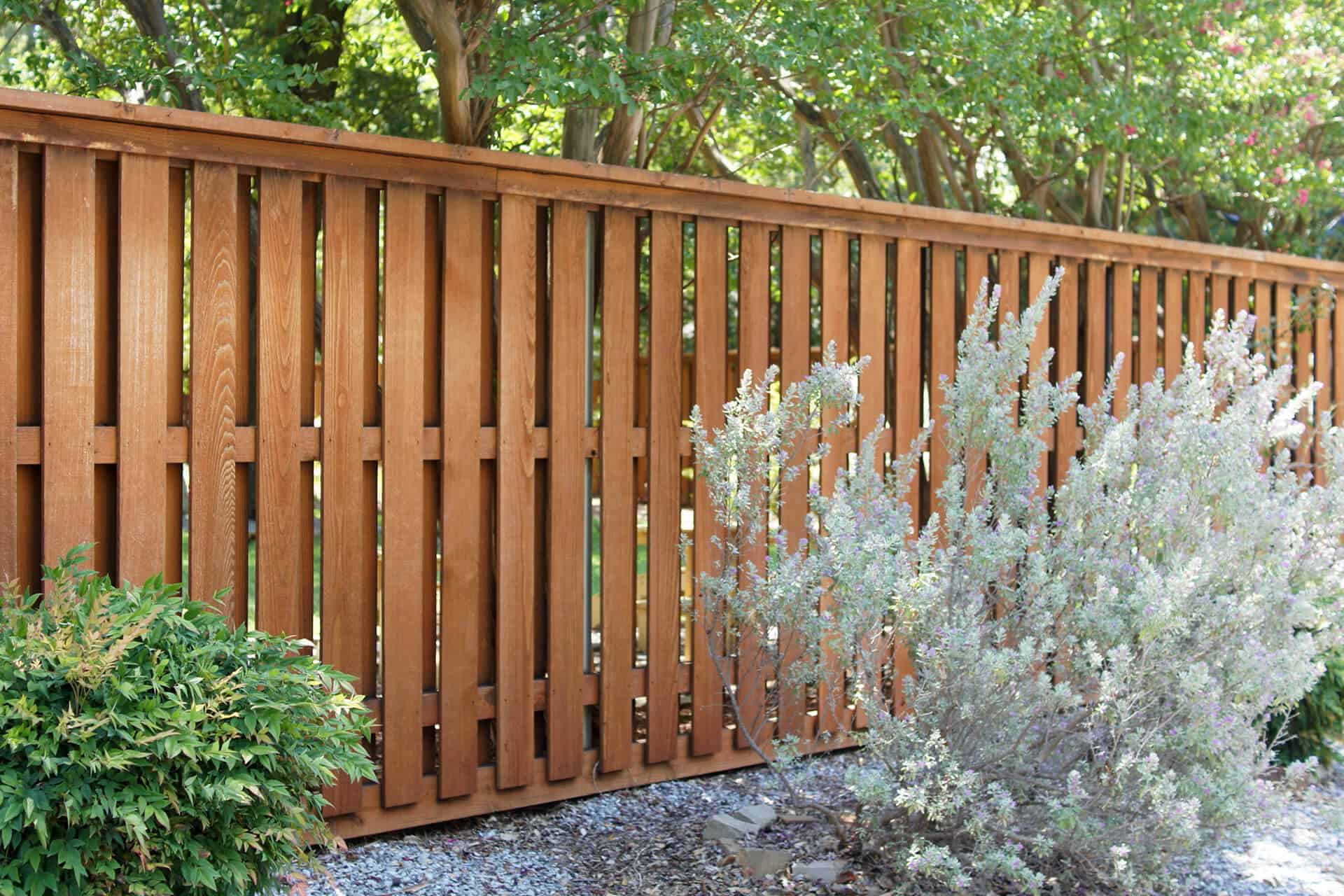 Wood Fence Contractor in Florida