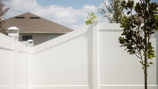Choosing the Best New Haven Fence Company Near Me