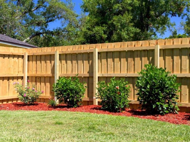 When Should You Hire a San Antonio Fence Builder?