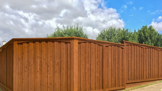 Is It Cheaper to Build a Fence Yourself or Hire a Carmel Fence Builder?
