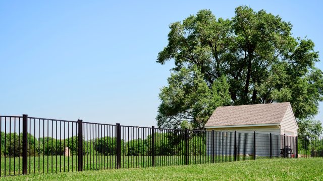 How Long Does It Take to Find a Richmond Fence Company?
