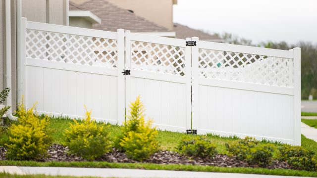 Will a Saint Charles Fence Company Complete Your Installation in Just One Day?