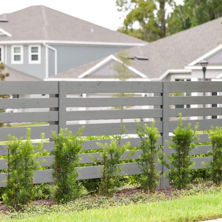 https://www.superiorfenceandrail.com/wp-content/uploads/2024/11/How-to-measure-for-your-Orlando-fence-750-x-750-px.jpg