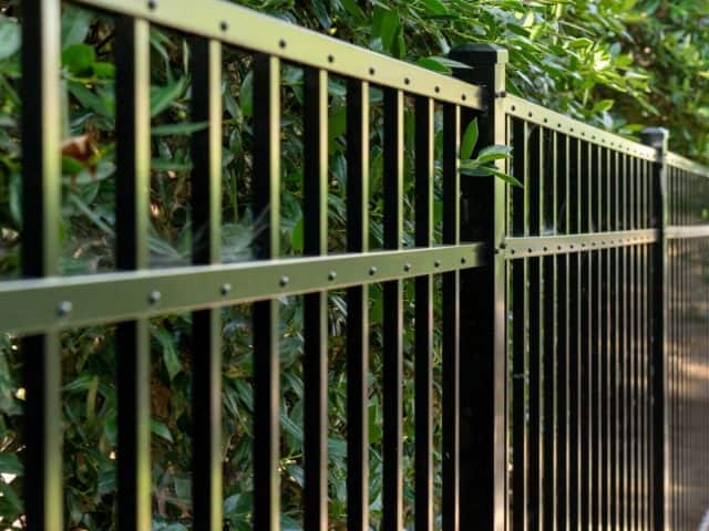 Are You Searching For Aluminum Fence Installation Near Me?