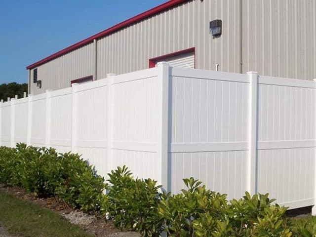 vinyl commercial fence installers