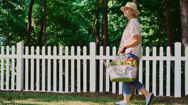 rhode island vinyl fence installation near me