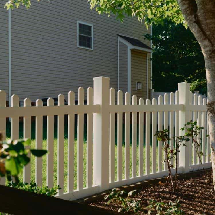 pvc fence contractors