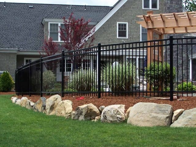 The Upscale Allure Of Aluminum Fences