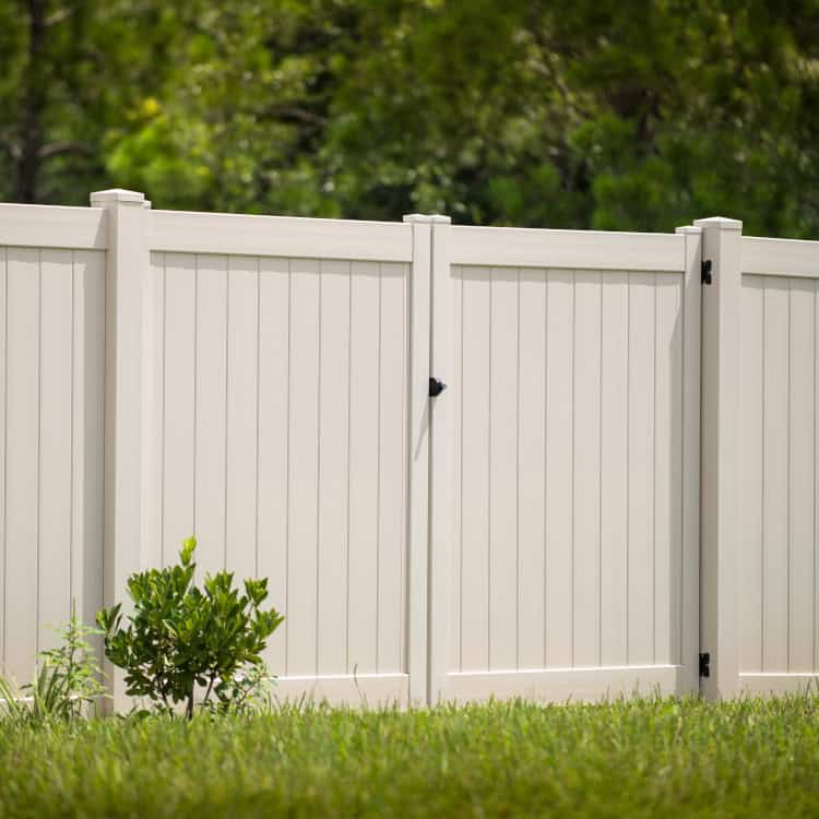 vinyl fence installation near me