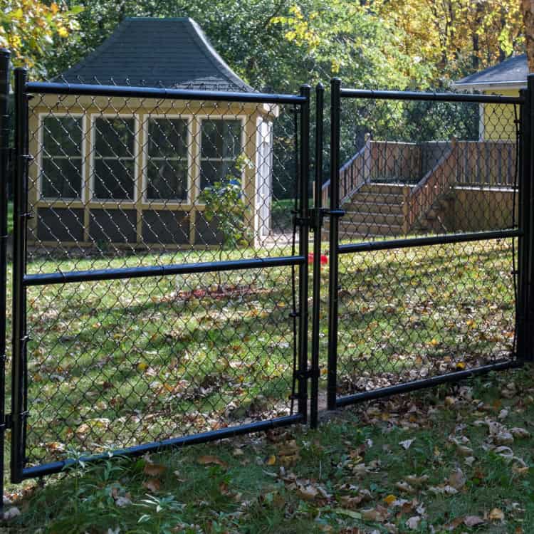 Vinyl Fence from the Best Fencing Contractors in Richmond