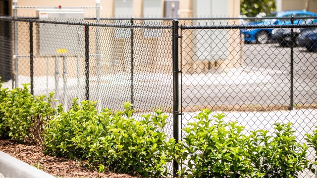 chain link fencing installers