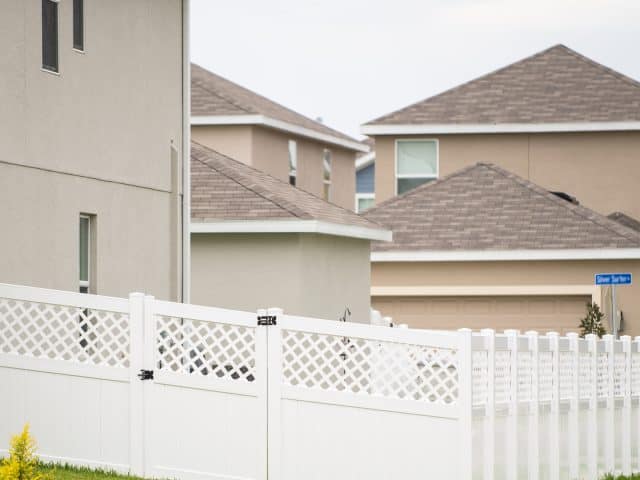 The Best Vinyl Fence with Lattice Top in Northern NJ