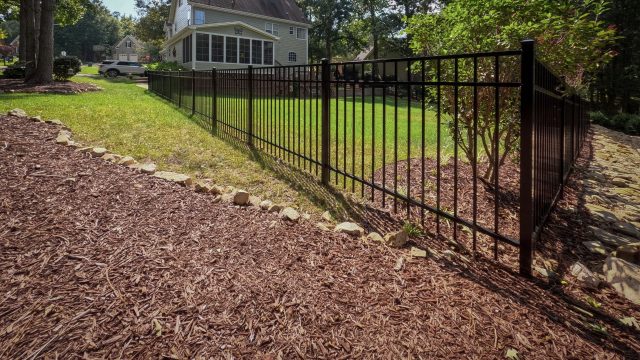 Looking For A Richmond Perimeter Fence Company?