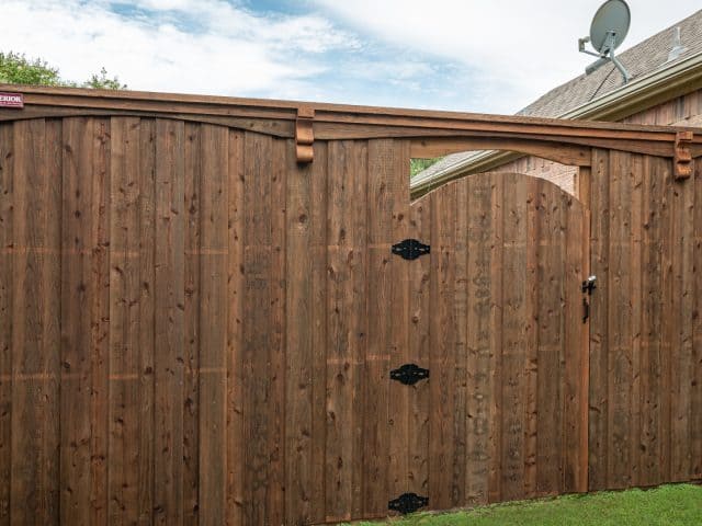 Where to Get the Most Reliable Wood Fence – Houston, Texas