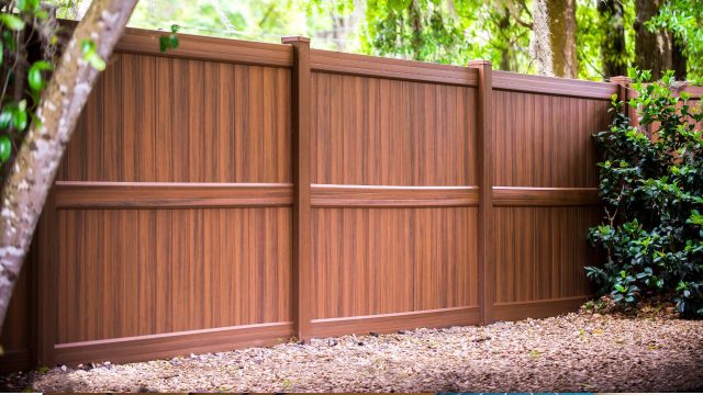 beige plastic fence