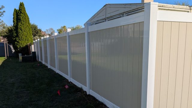 plastic fence color options