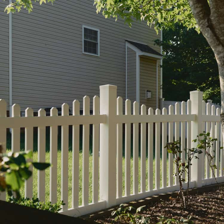 should my fencing company prepare the ground for installation