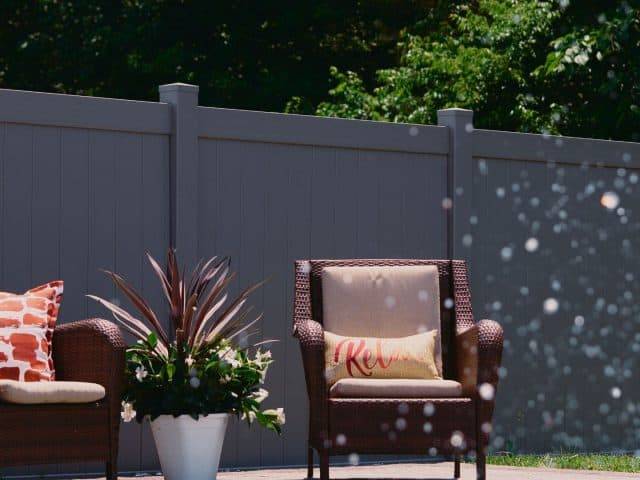 Choose the Top-Rated Burbank Fence Company for a Pool Fence This Spring