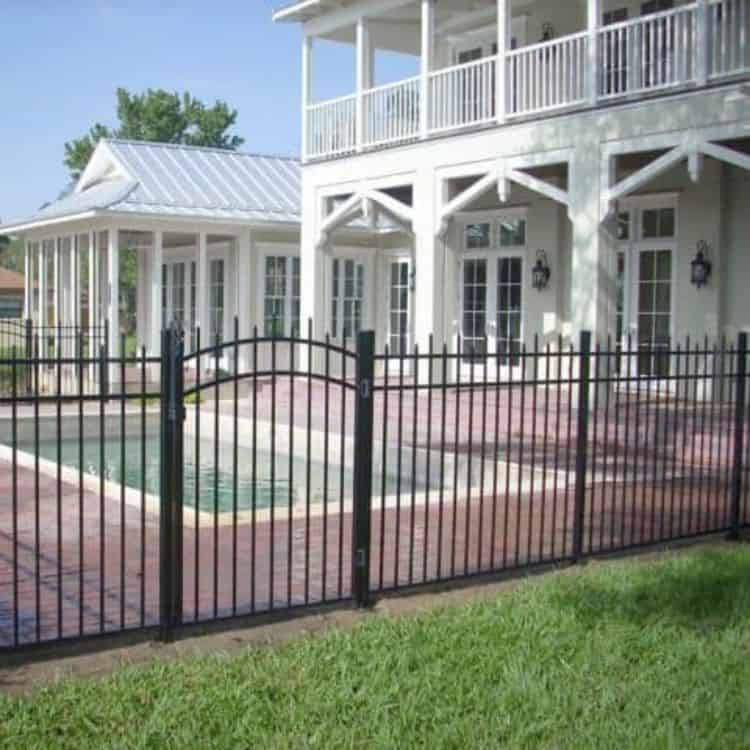 fence companies in my area