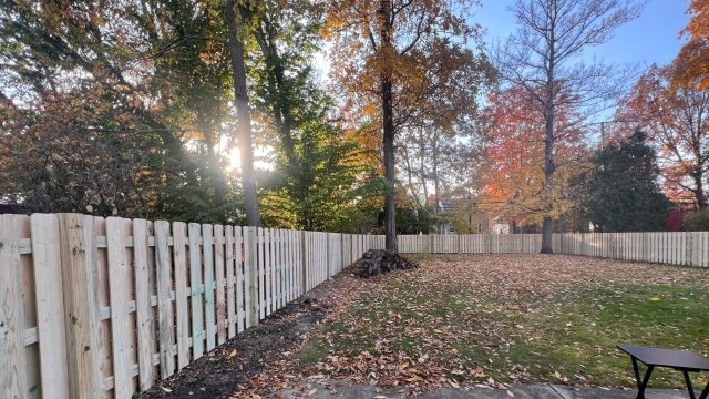 Here’s Why Everyone in Columbus Should Hire Wood Fence Builders Near Me